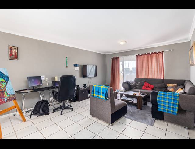 2 BEDROOM APARTMENT RENTED IN PARKLANDS
